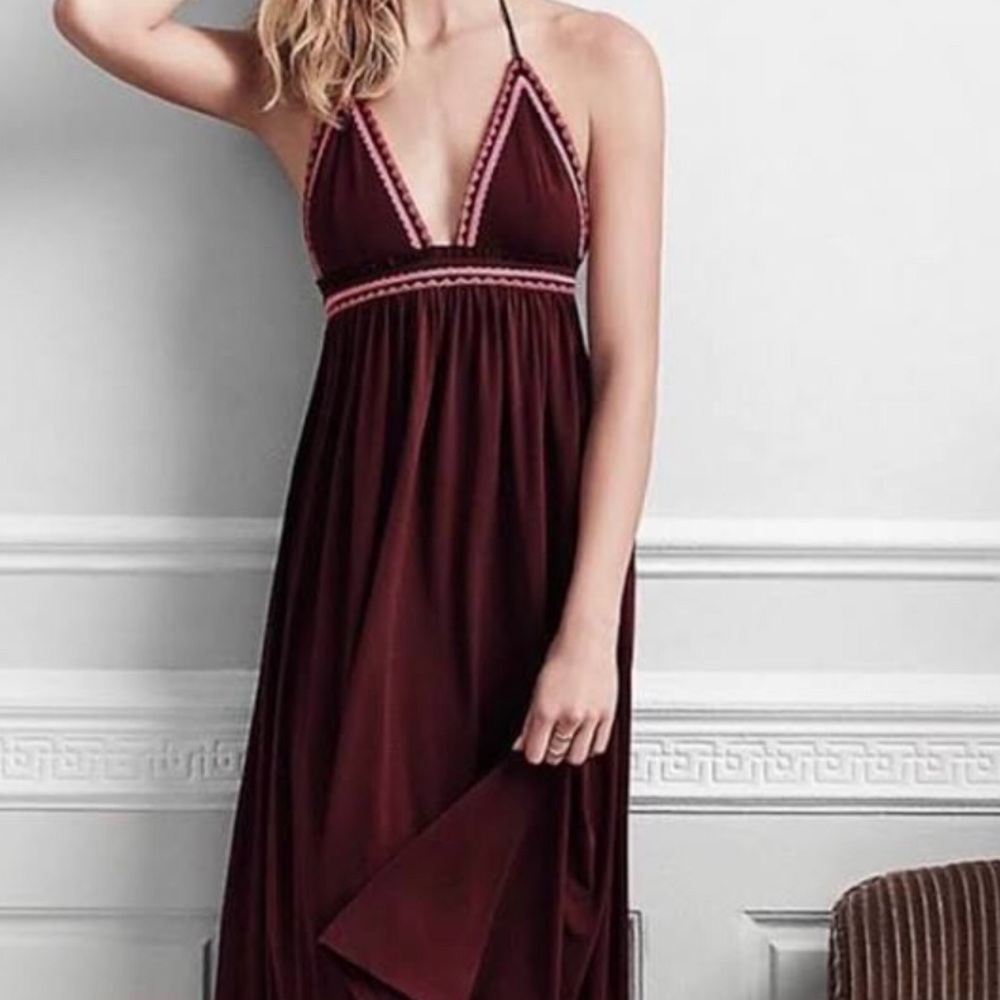 Medium Express Halter Maxi Dress in Maroon